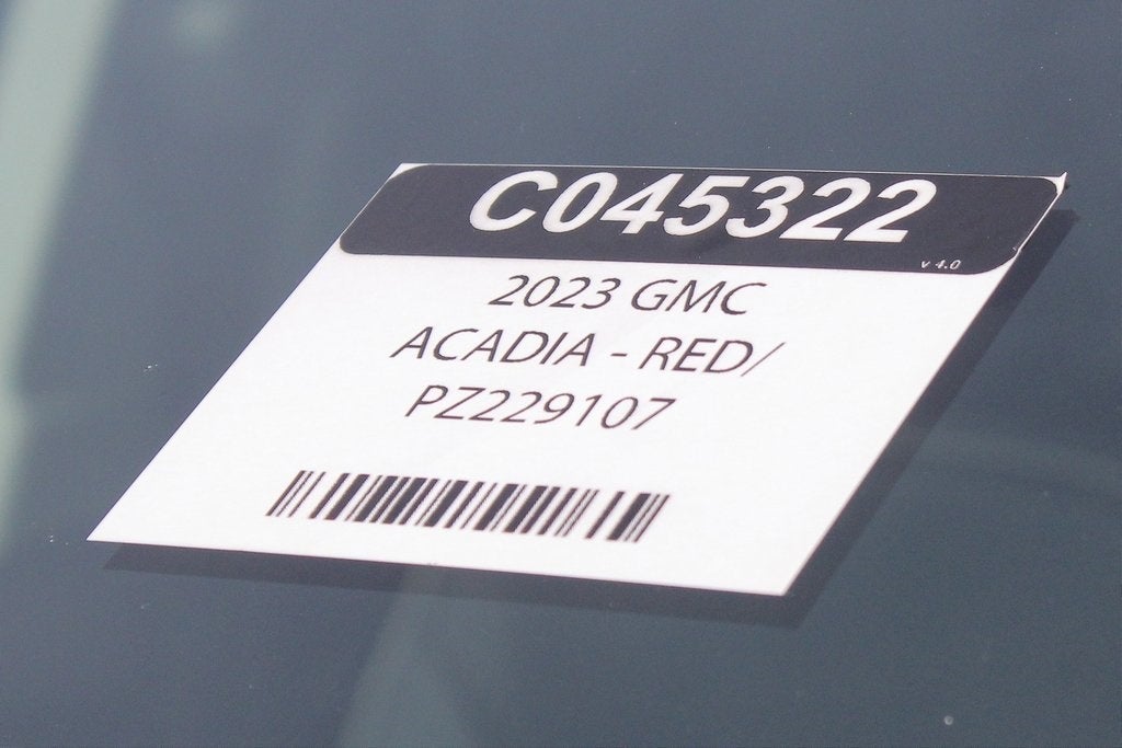 2023 GMC Acadia Denali